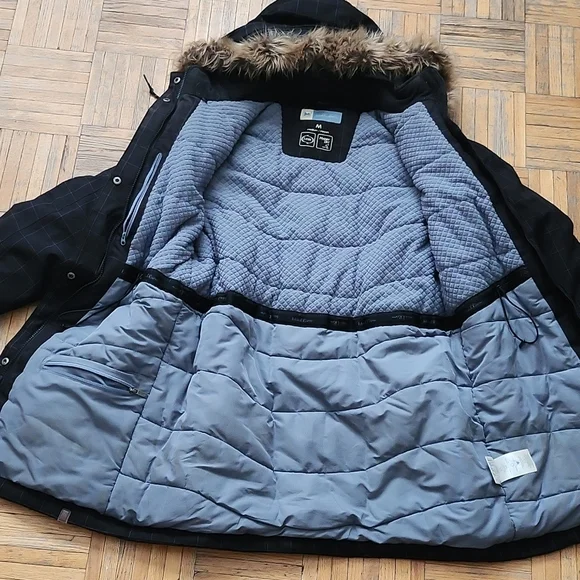 Wind River parka - Picture 2 of 6